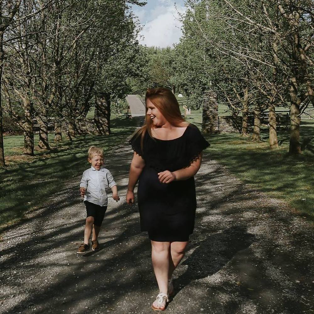 Meet your Posher, Cay