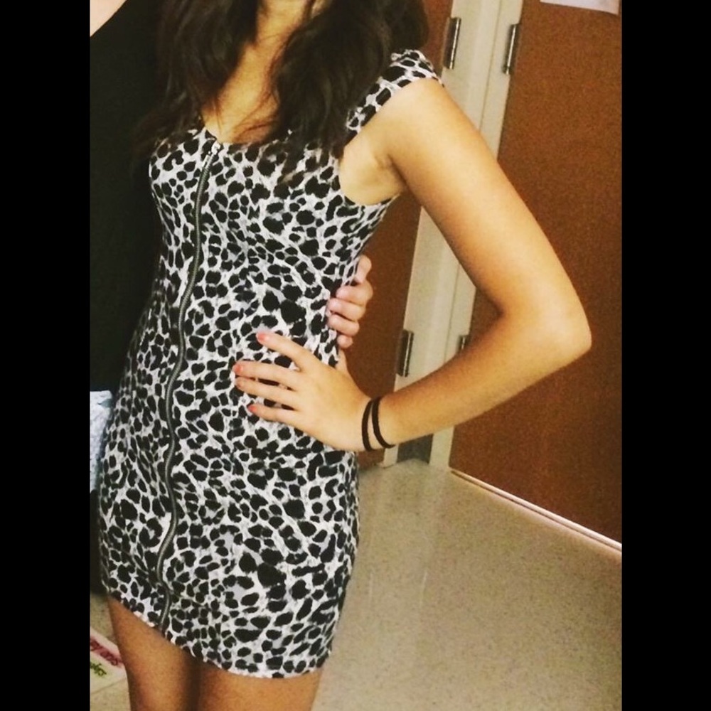 Black & white leopard bodycon mini dress