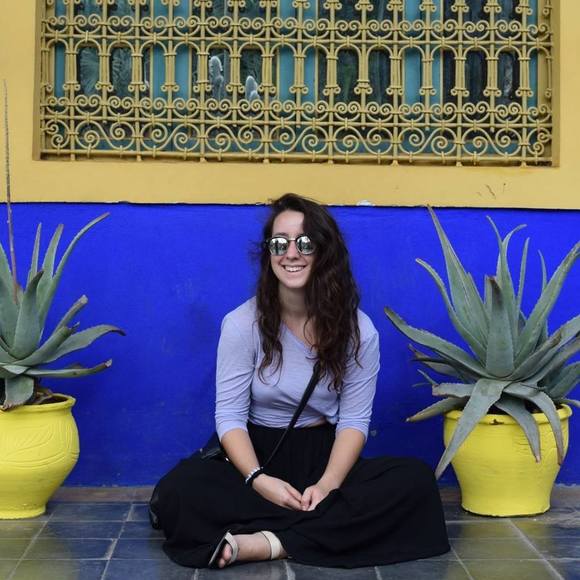 Meet your Posher, Andrea - Picture 1 of 1