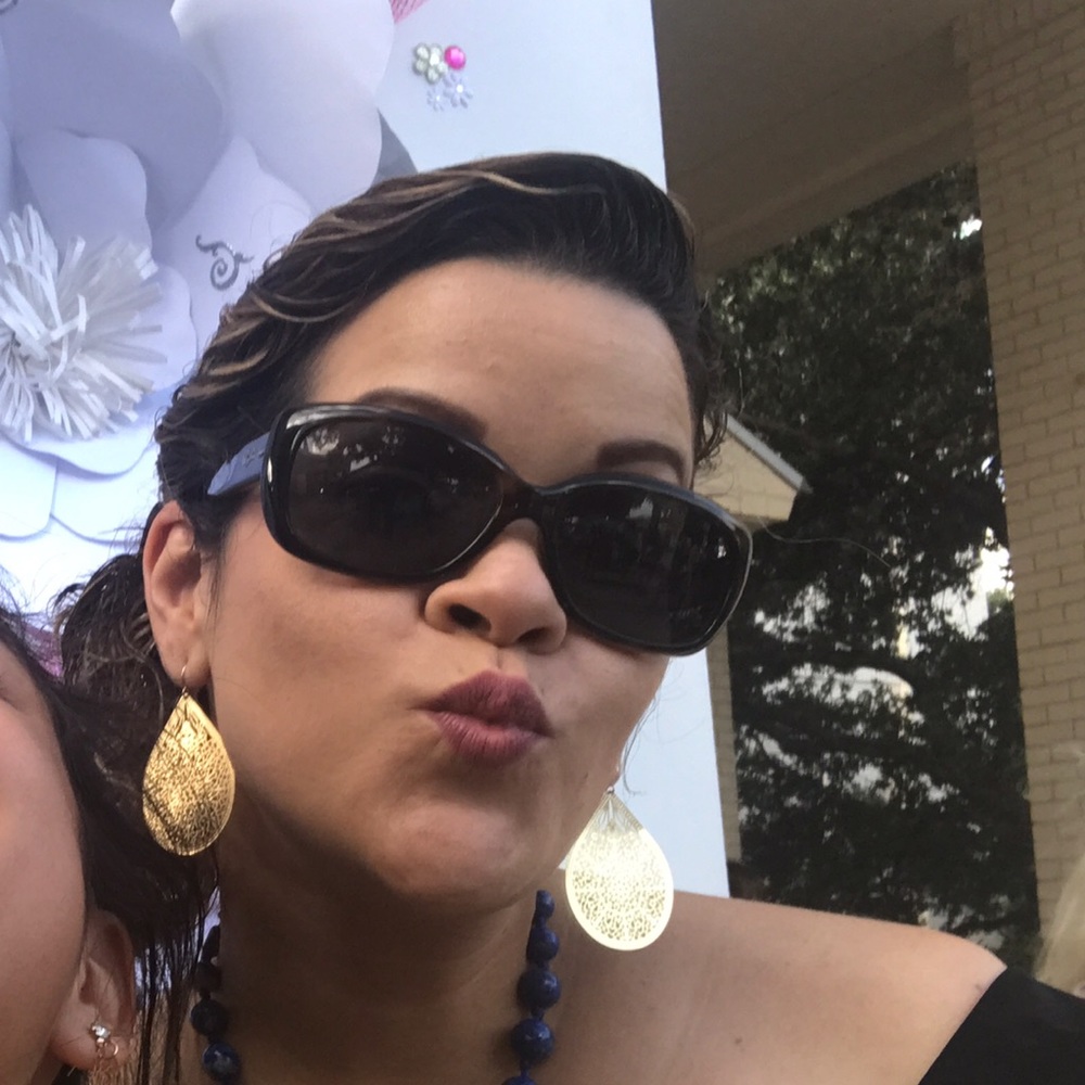 Meet your Posher, Marilu