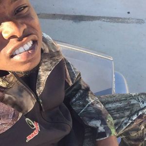 Meet your Posher, Devin