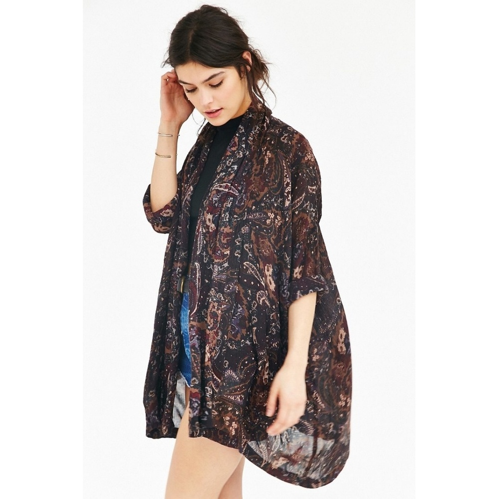 Urban Outfitters patterned kimono