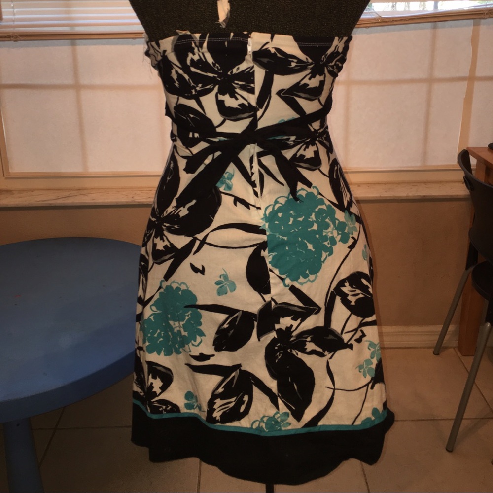 Tropical print knee length dress - Picture 3 of 4