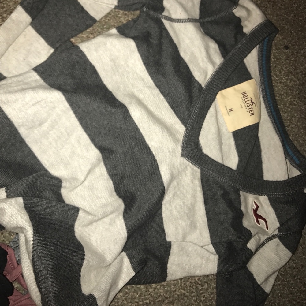 Really cute sweater !!!