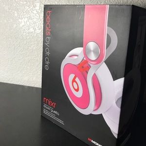 Pink beats by Dr. Dre