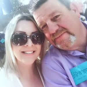 Meet your Posher, Gena aracely