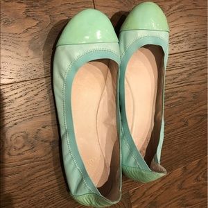 Vince Camuto mint green flats