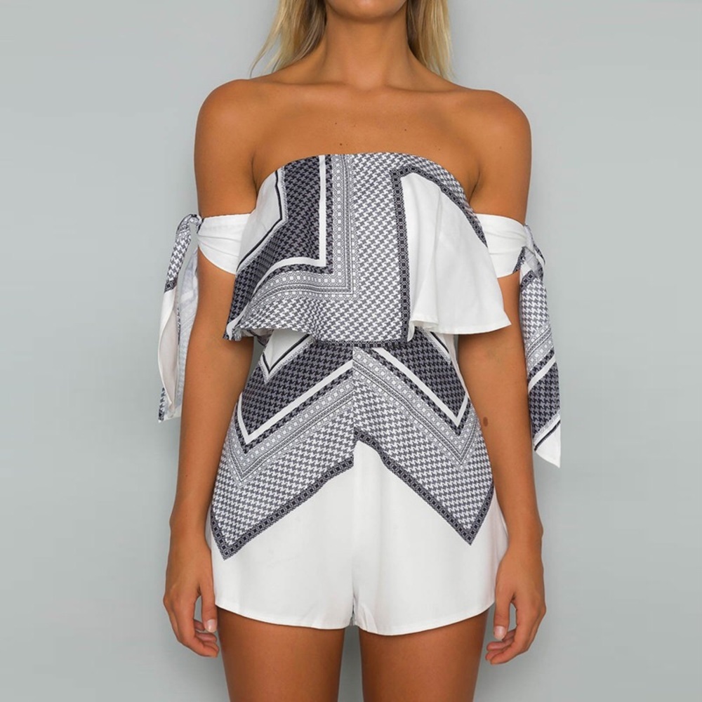 'Margaux' Strapless Tie Romper - Picture 4 of 8
