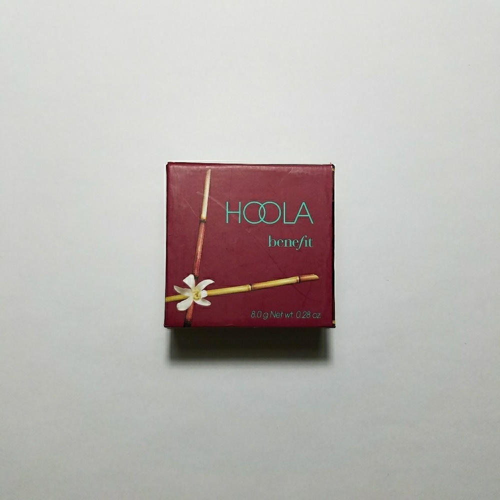 SOLD Benefit Hoola Bronzer Full Size - Picture 2 of 4