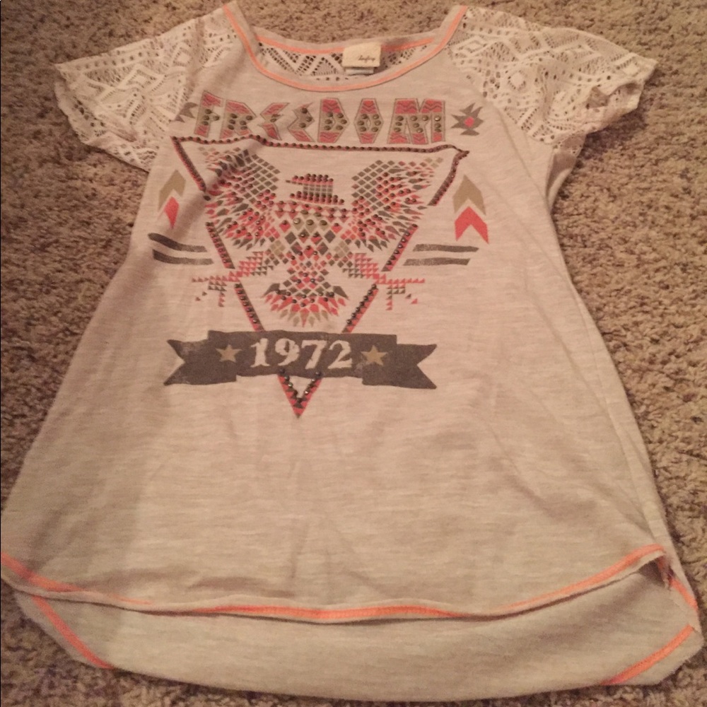 T shirt