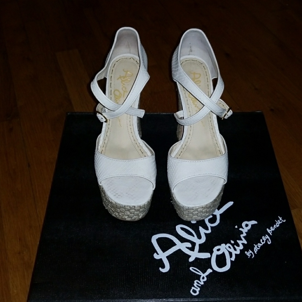 Talulah Platform Sandal