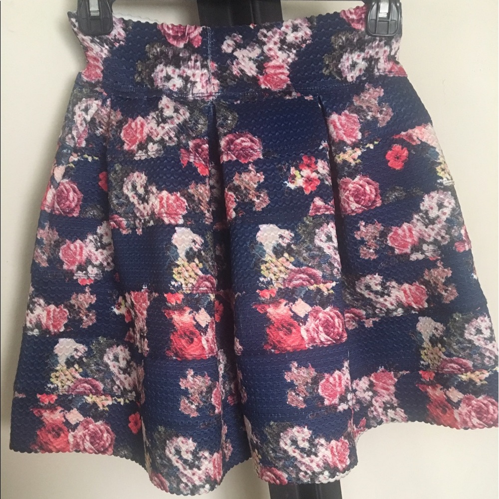 Beautiful flower printed skirt
