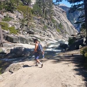 Meet your Posher, Omar