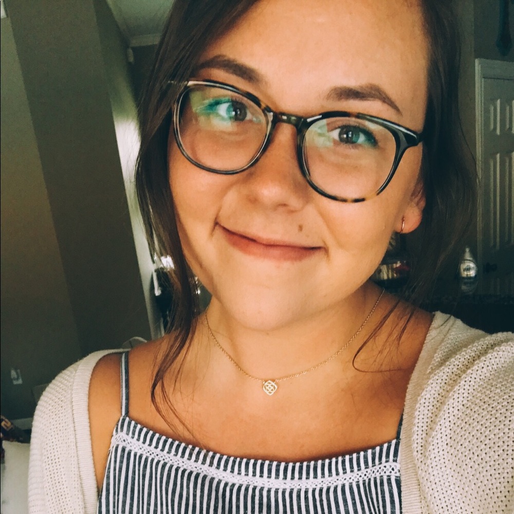 Meet your Posher, Samantha