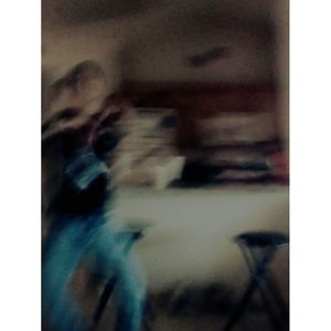 Meet your Posher, Moises