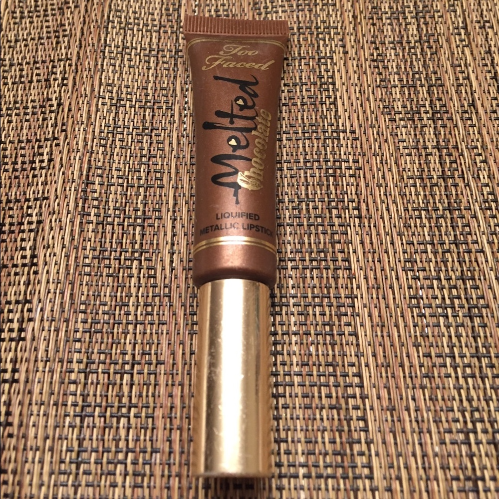 Too Faced Melted Chocolate Liquid Metallic