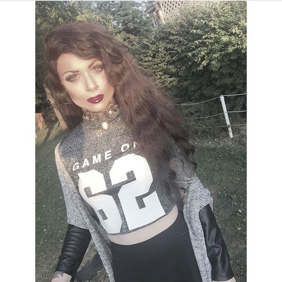 22\