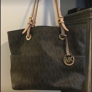 Michael Kors tote