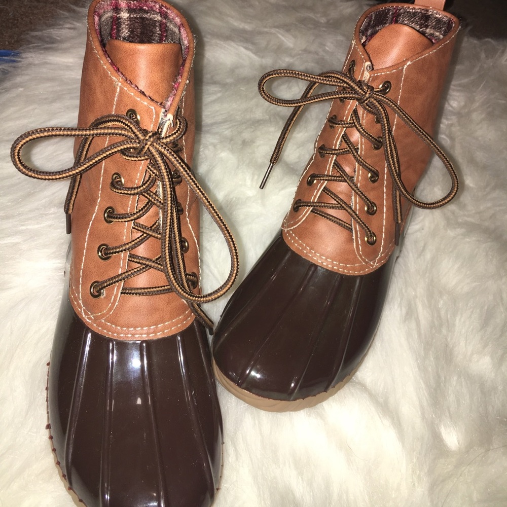 Adriana duck boots