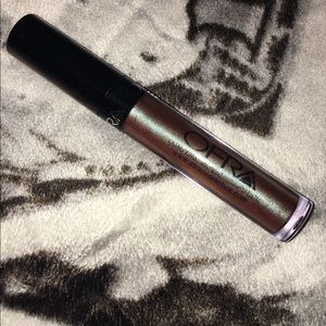 OFRA Triple-Chrome Liquid Lipstick