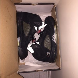 Jordan 5 metallic