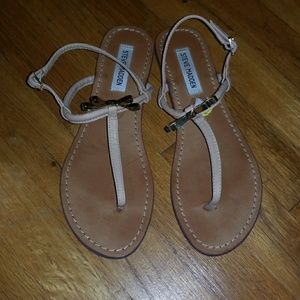 Daisey Bow Sandal