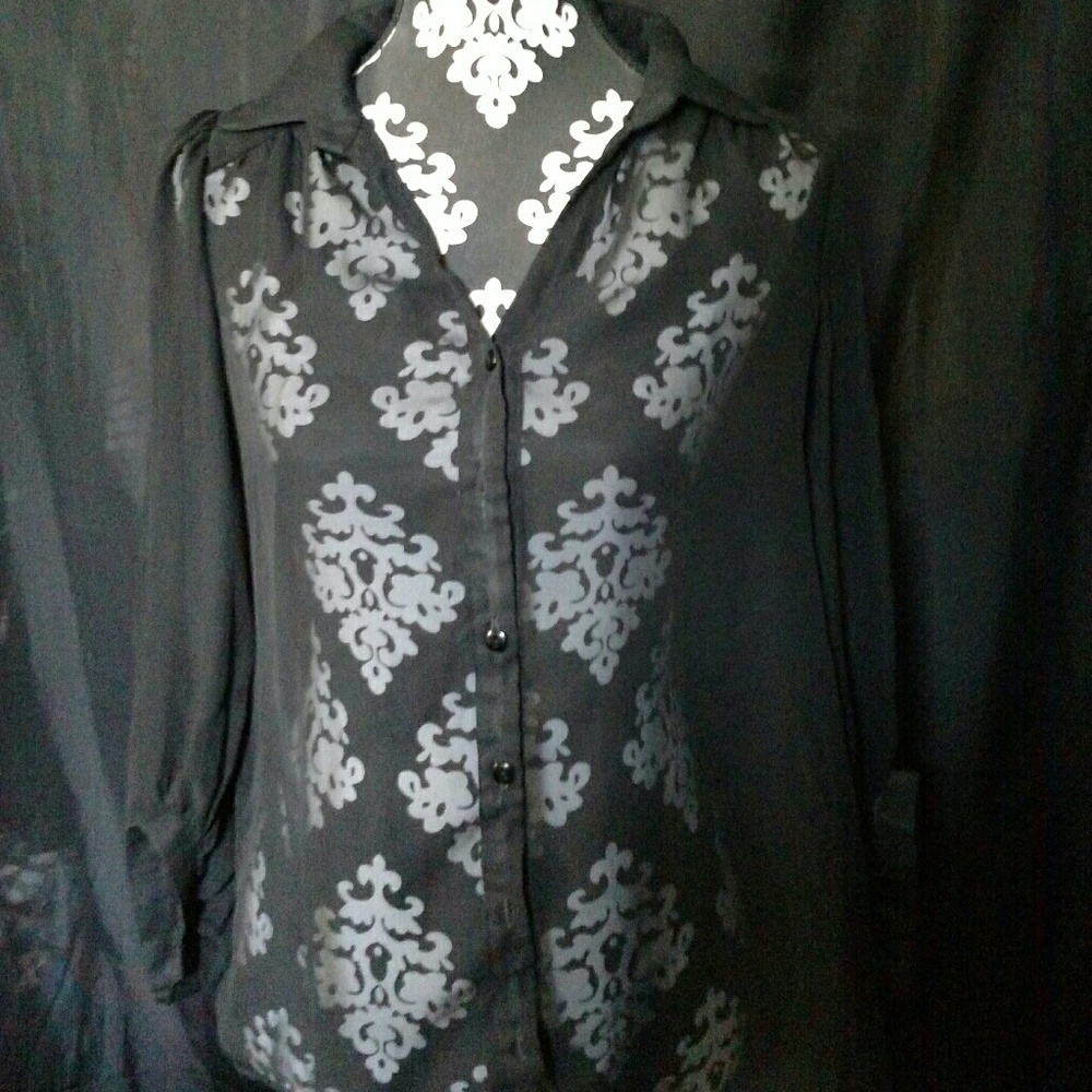 Sheer Black 3/4 Sleeve Top