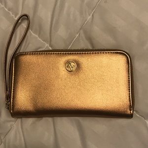 ROSE GOLD CHARGING WALLET