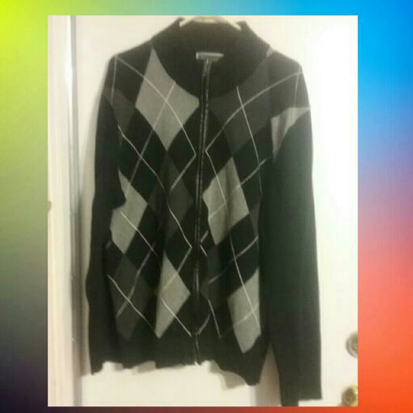 NICE  LOOKING  MEN  SWEATER - Picture 1 of 3