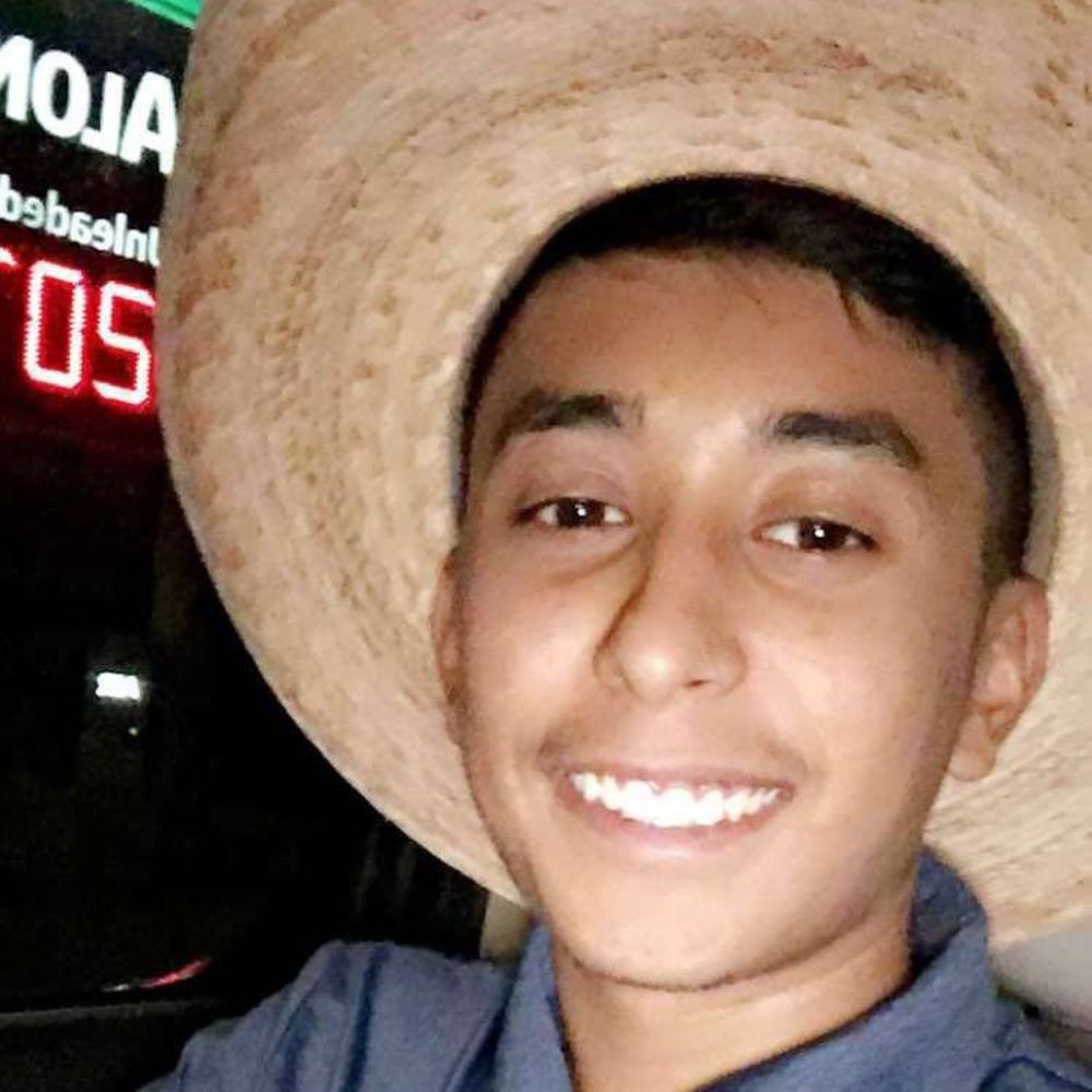 Meet your Posher, Ismael