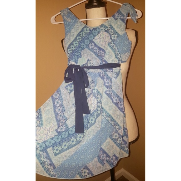 FREE W/PURCHASE - Picture 4 of 5