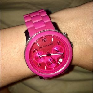 Pink rubber michael kors watch