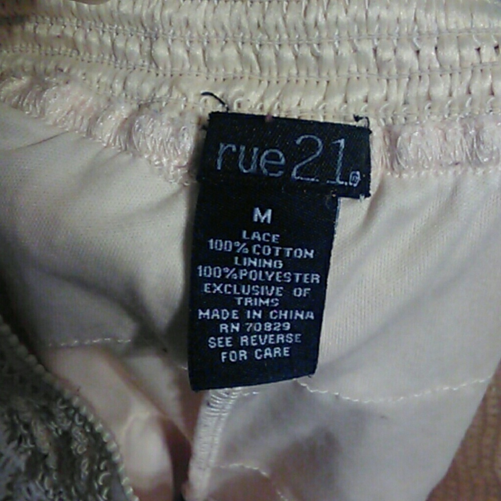 Shorts - Picture 2 of 2
