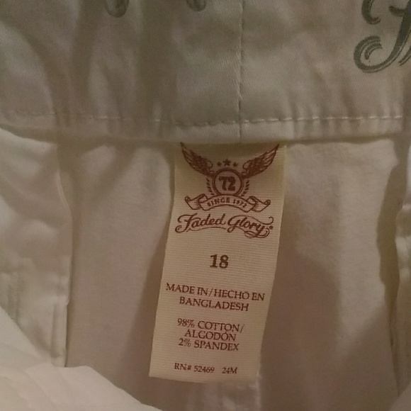 Faded Glory Chino Bermuda shorts - Picture 2 of 7