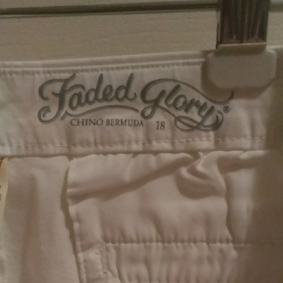 Faded Glory Chino Bermuda shorts - Picture 3 of 7