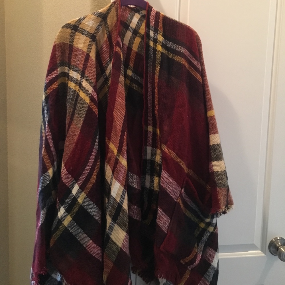 Plaid shawl