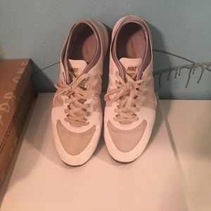 Reserved!! For @hsquires94