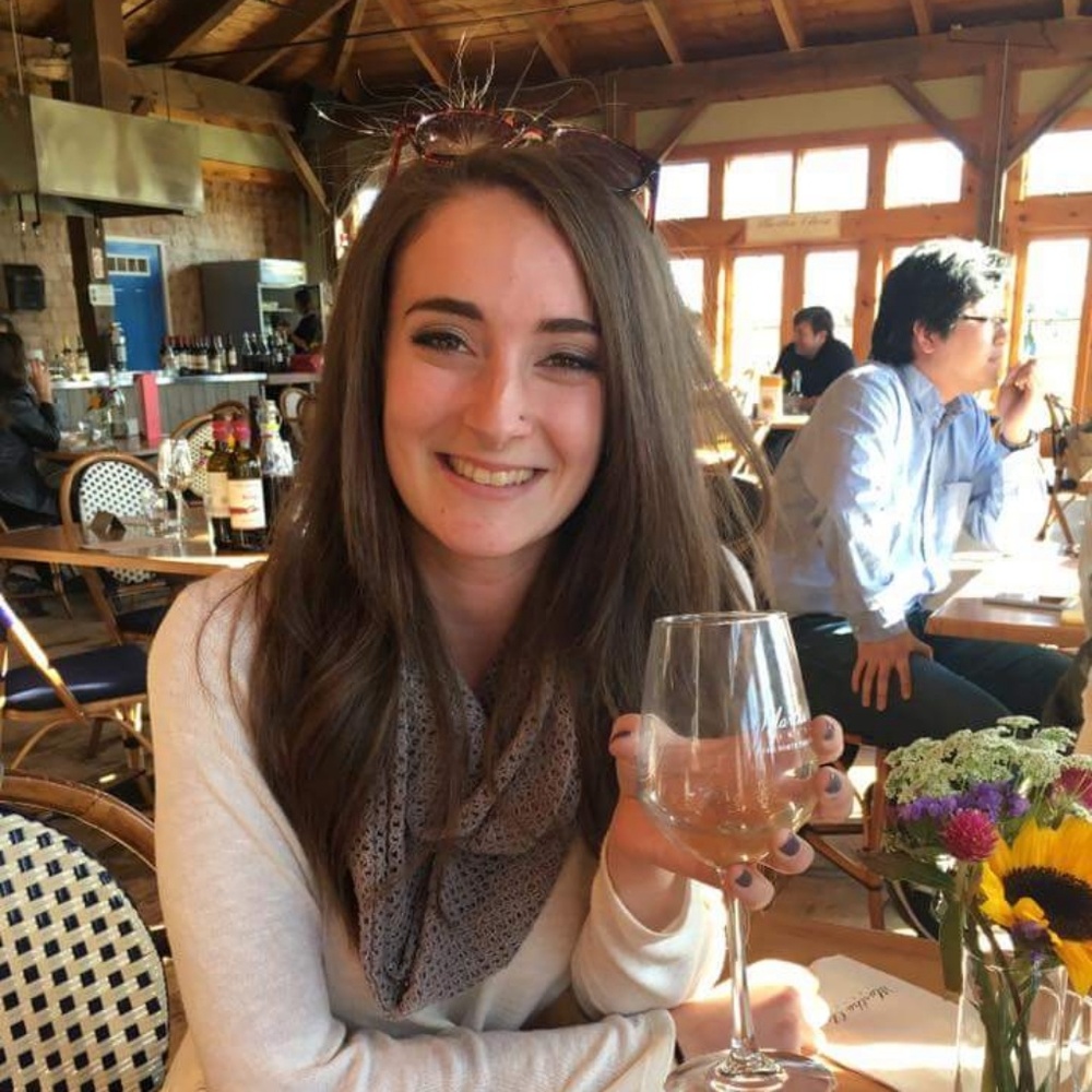 Meet your Posher, Stephanie