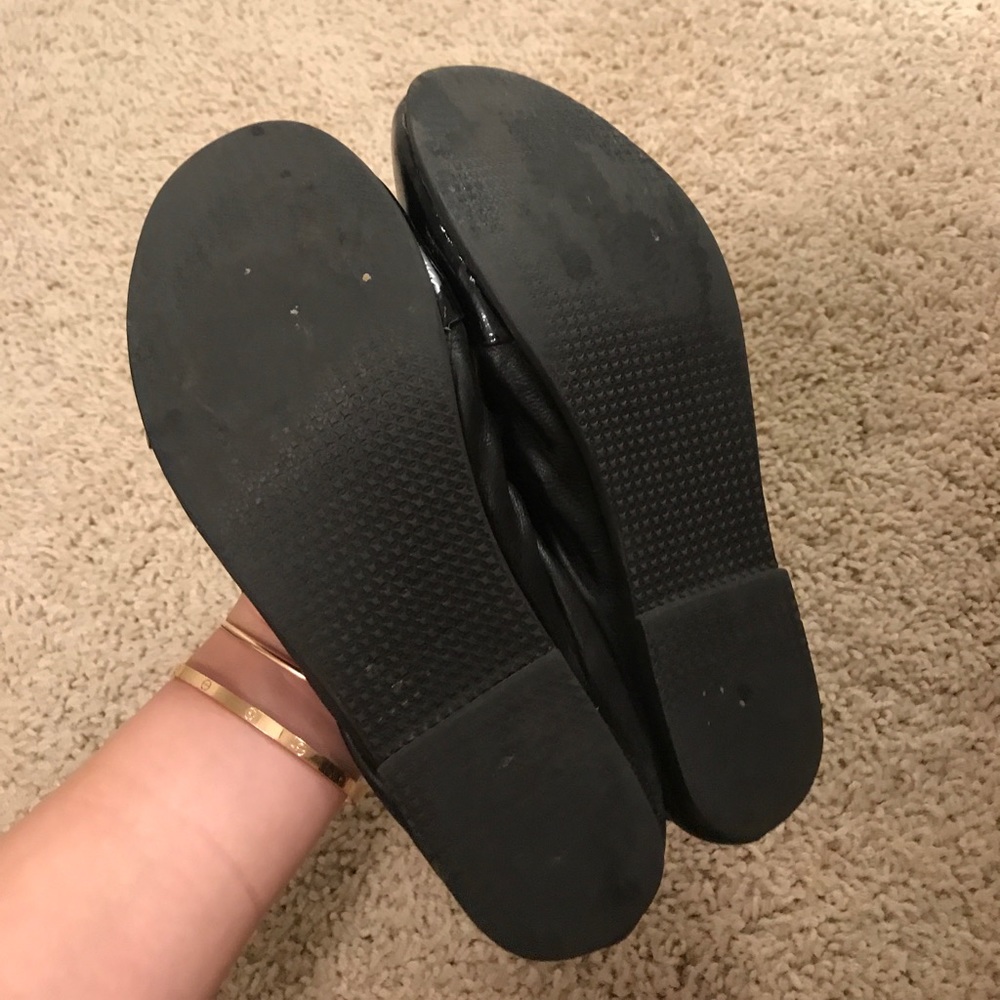 Flat - Picture 2 of 2