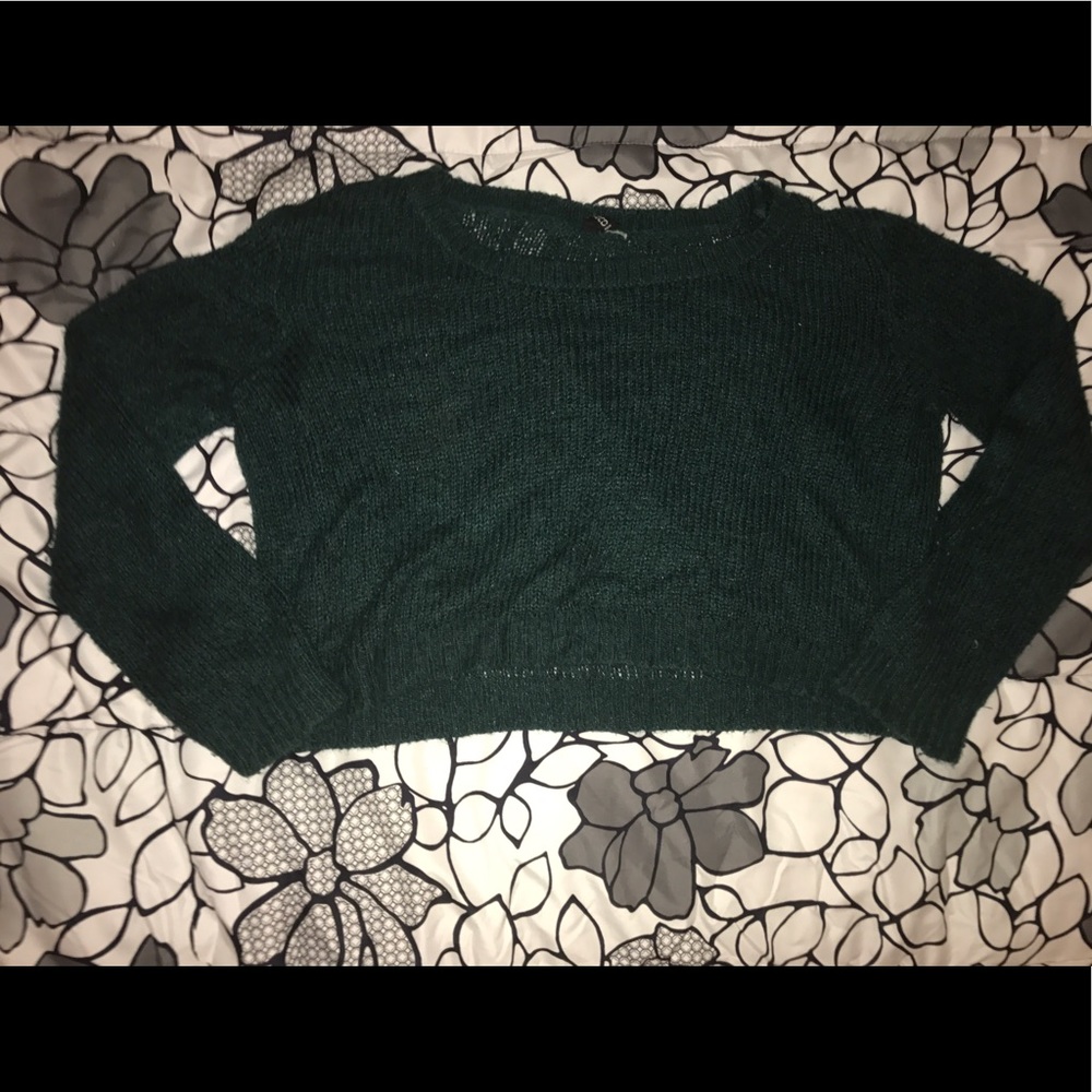 Green knit crop top