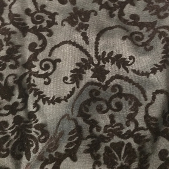 Velvet Dark green skater skirt - Picture 2 of 3