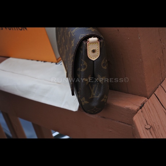 [SOLD] Louis Vuitton FAVORITE MM Monogram Canvas - Picture 2 of 8