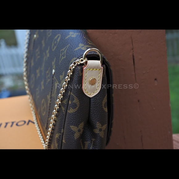 [SOLD] Louis Vuitton FAVORITE MM Monogram Canvas - Picture 6 of 8