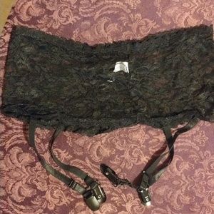 Lace garter belt