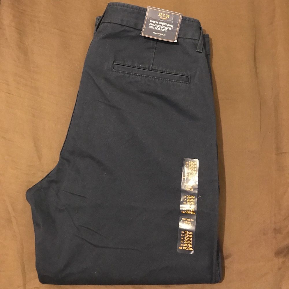 Gap "Lived in" Tapered Khaki Pants