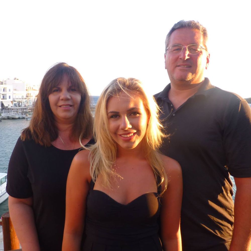 Meet your Posher, Olympia