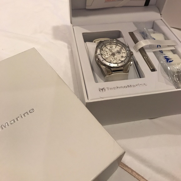 Techno Marine Ronda Collection Watch - Picture 3 of 7