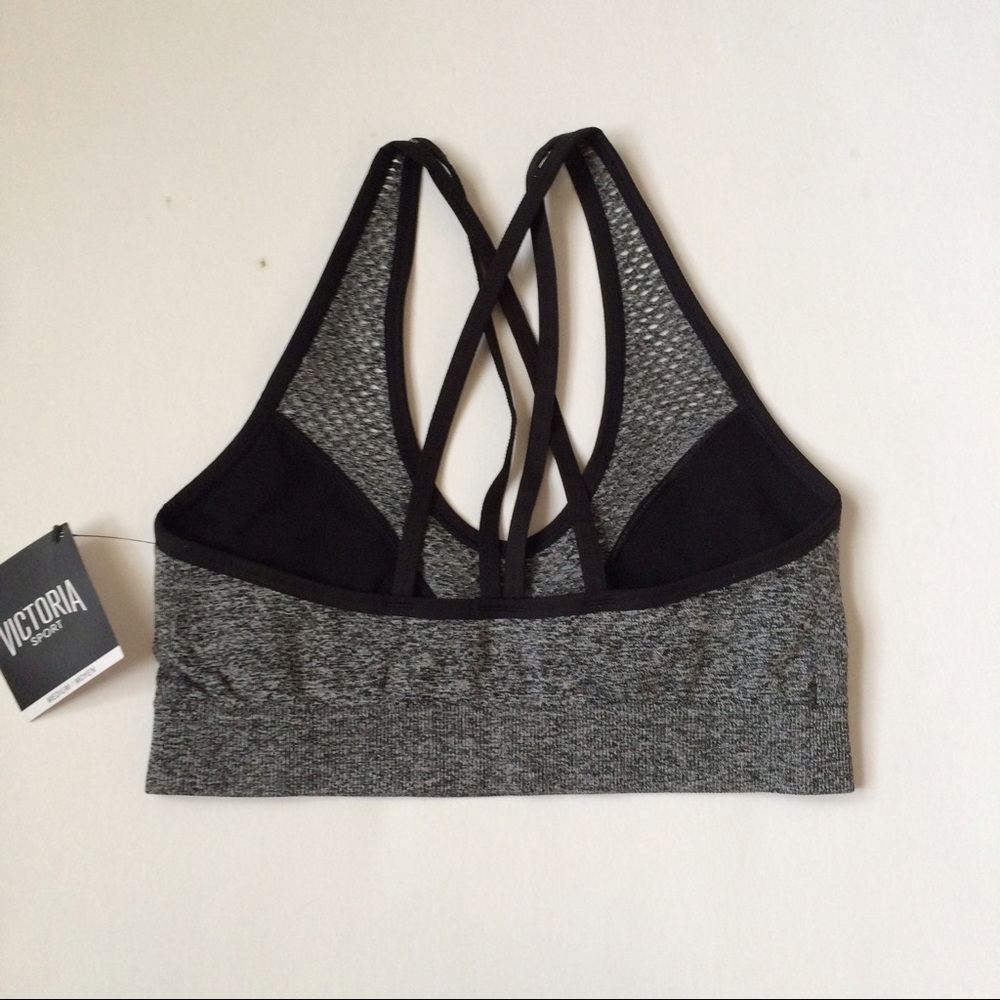🆕(L) VS Mesh Accent Sports Bra - Picture 4 of 5