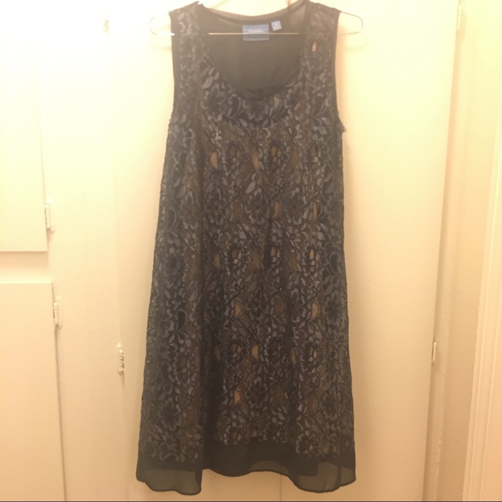 Navy lace Simply Vera dress