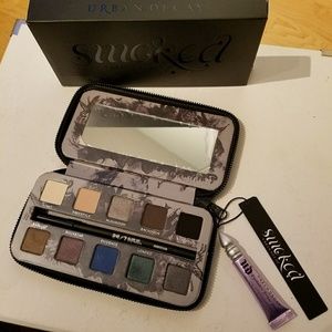 Urban Decay Smoked Eyeshadow Palette